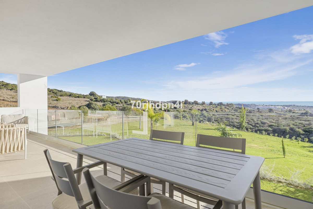 2 Bed Apartment for sale in Casares Costa Del Sol, Málaga, Spain