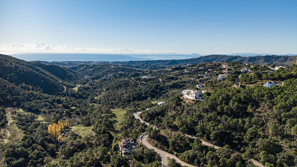 Plots for sale in Benahavís Costa Del Sol, Málaga, Spain