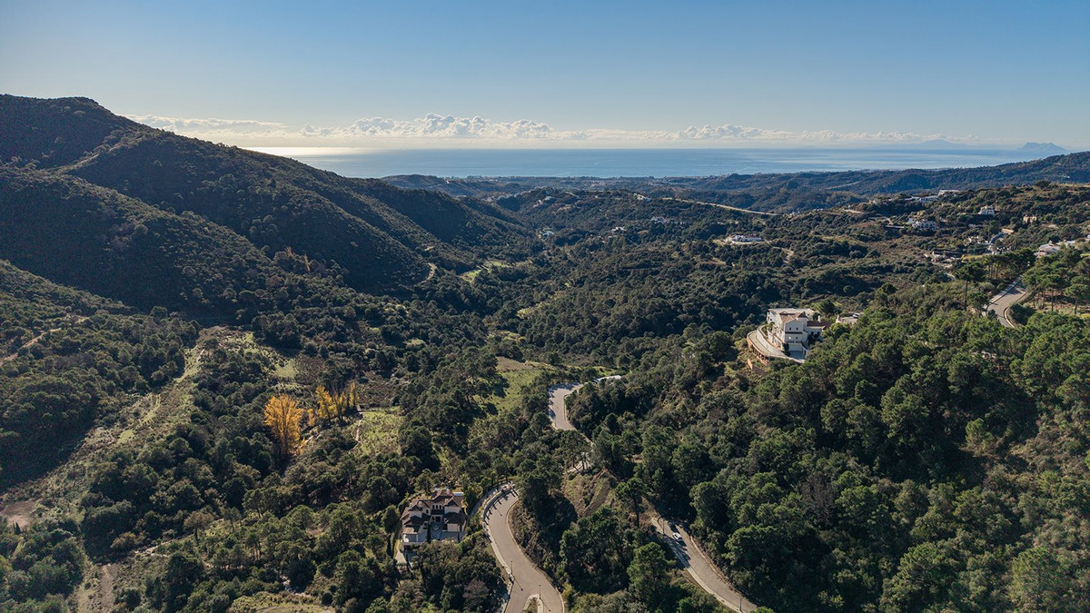 Plots for sale in Benahavís Costa Del Sol, Málaga, Spain