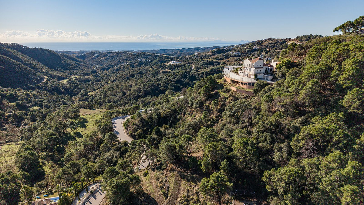 Plots for sale in Benahavís Costa Del Sol, Málaga, Spain