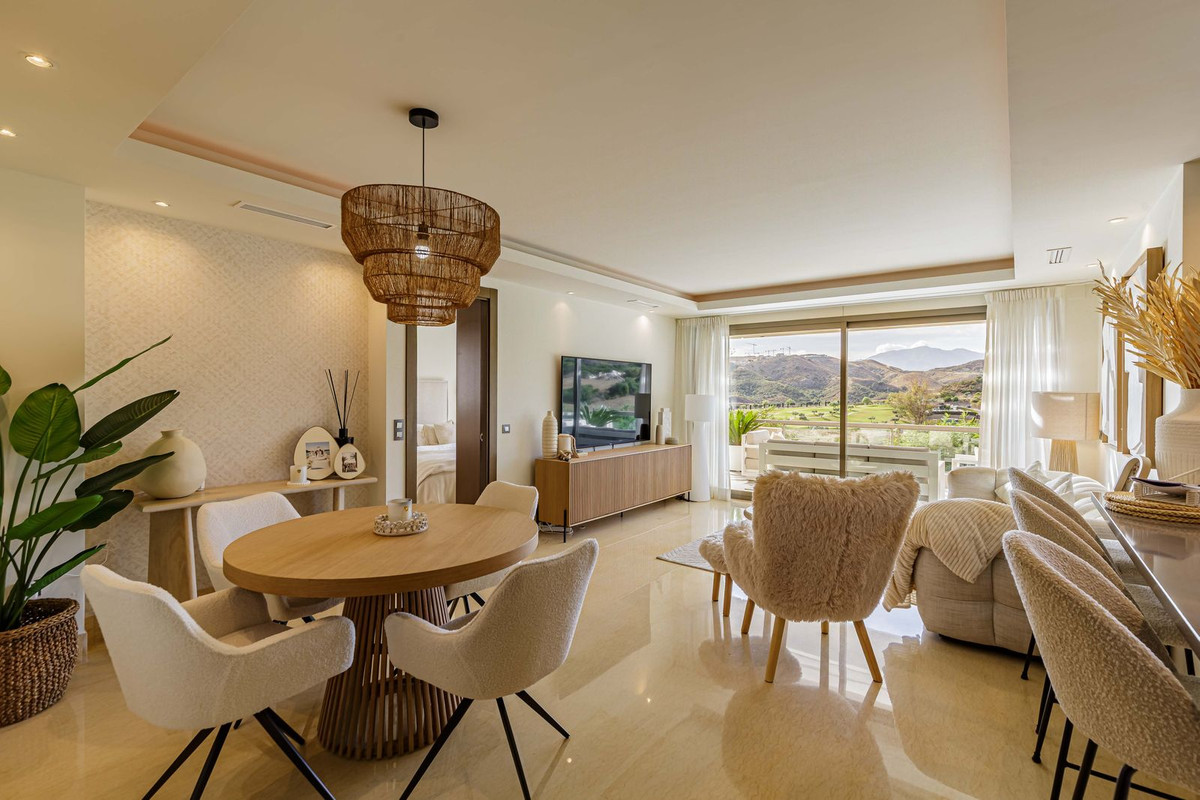 3 Bed Apartment for sale in Los Arqueros Costa Del Sol, Málaga, Spain