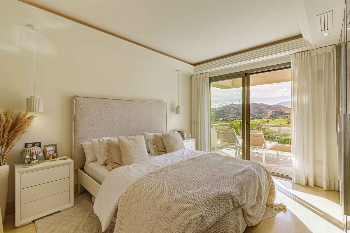 3 Bed Apartment for sale in Los Arqueros Costa Del Sol, Málaga, Spain