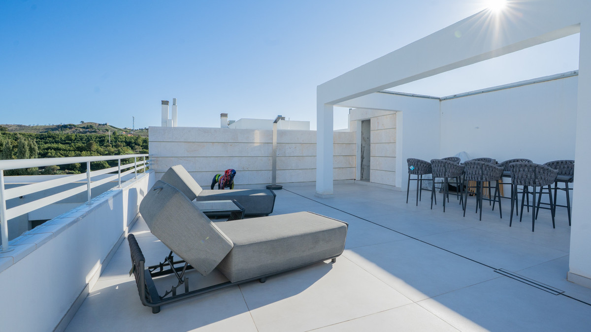 2 Bed Apartment for sale in Mijas Costa Costa Del Sol, Málaga, Spain
