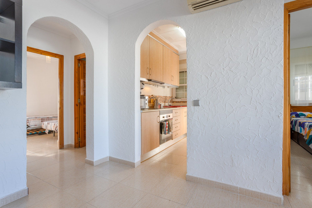 Se vende Villa - Chalet de 3 dormitorios en Costa Blanca, Alicante, España