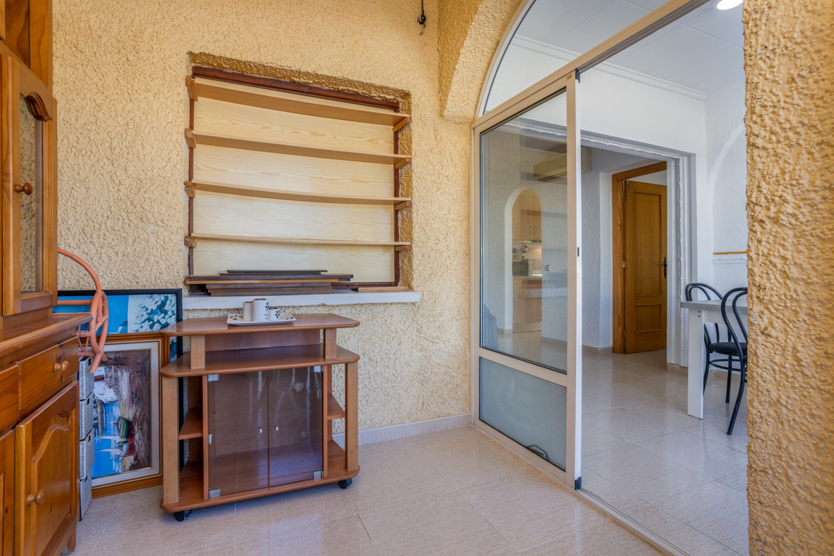 Se vende Villa - Chalet de 3 dormitorios en Costa Blanca, Alicante, España