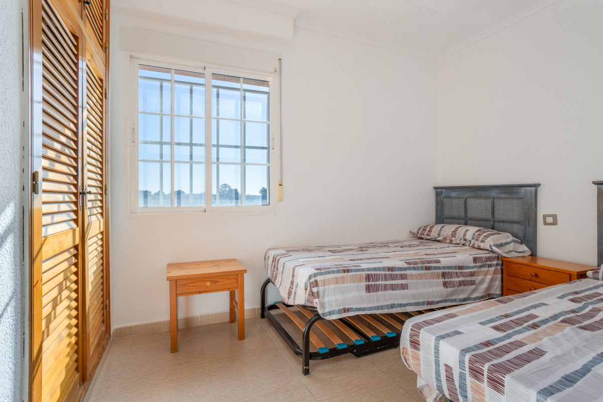 Se vende Villa - Chalet de 3 dormitorios en Costa Blanca, Alicante, España