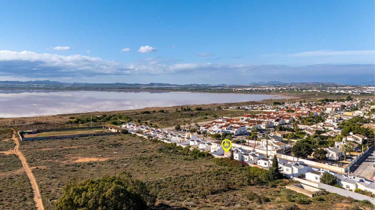 Se vende Villa - Chalet de 3 dormitorios en Costa Blanca, Alicante, España