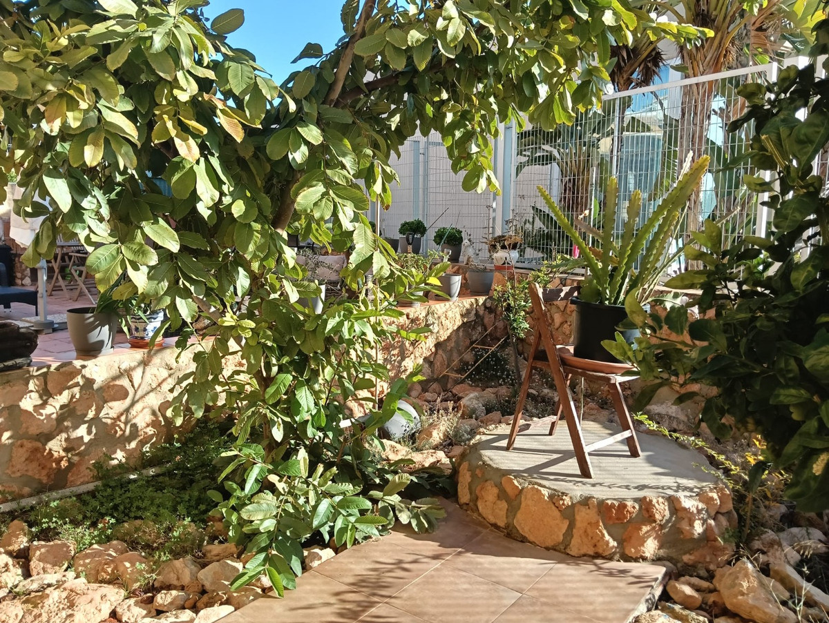2 Bed Apartment for sale in Los Montesinos Costa Blanca, Alicante, Spain