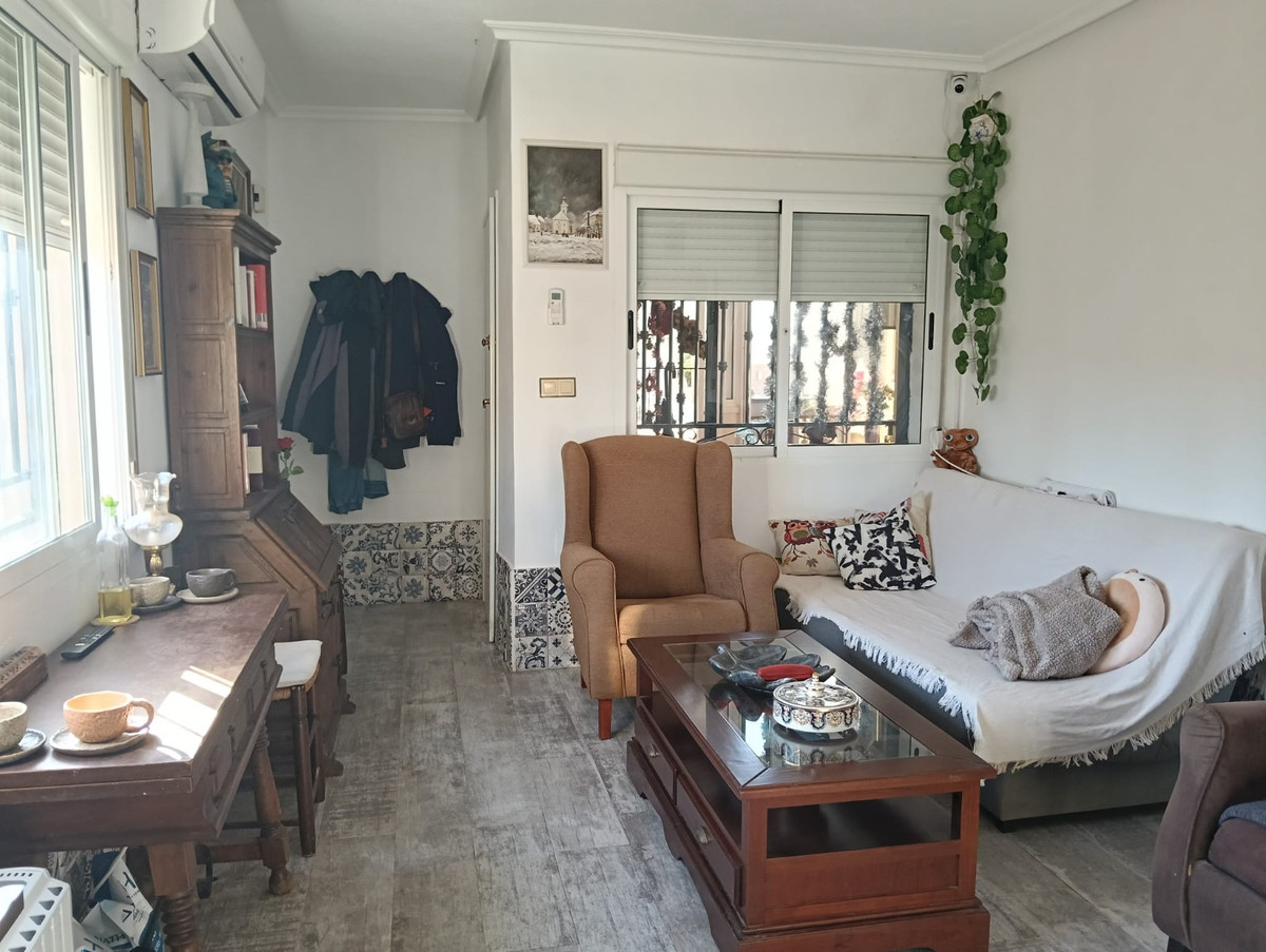 2 Bed Apartment for sale in Los Montesinos Costa Blanca, Alicante, Spain