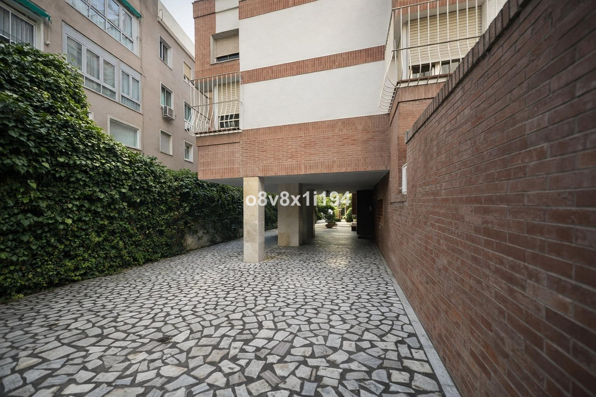 4 Bed Apartment for sale in Málaga Costa Del Sol, Málaga, Spain