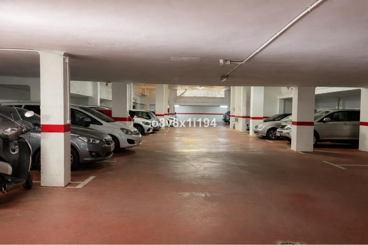 4 Bed Apartment for sale in Málaga Costa Del Sol, Málaga, Spain