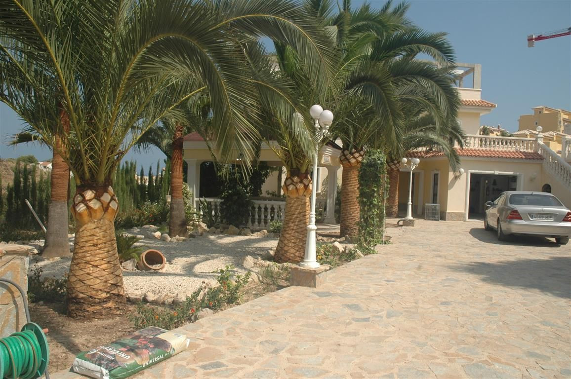 Se vende Villa - Chalet de 5 dormitorios en Costa Blanca, Alicante, España