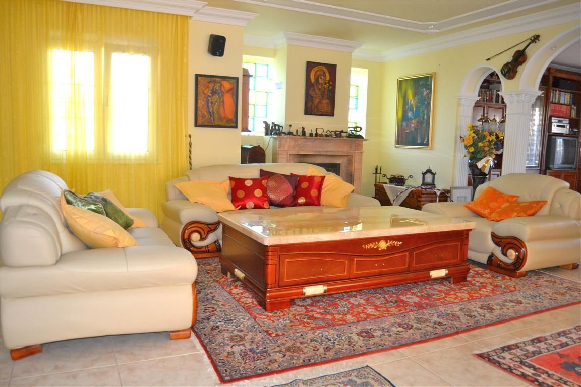 Se vende Villa - Chalet de 5 dormitorios en Costa Blanca, Alicante, España