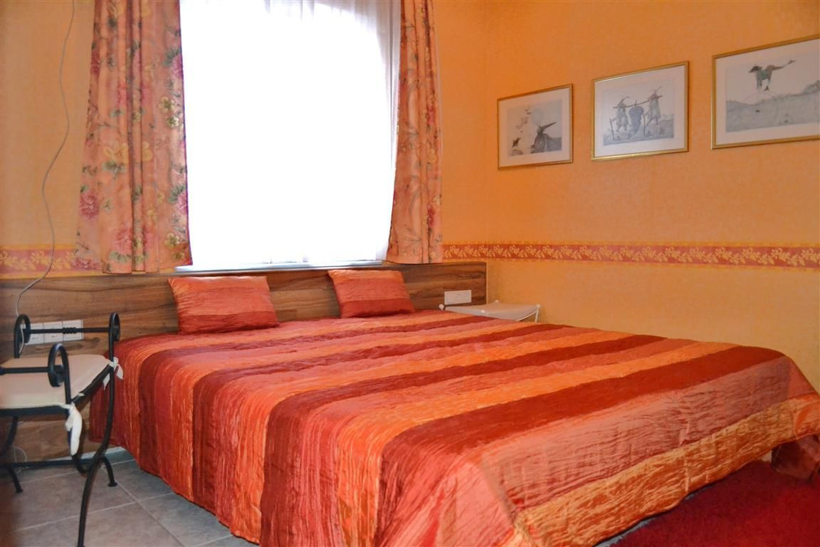Se vende Villa - Chalet de 5 dormitorios en Costa Blanca, Alicante, España