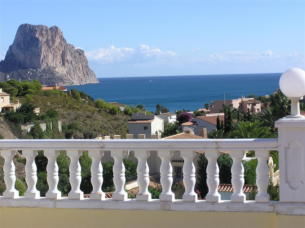Se vende Villa - Chalet de 5 dormitorios en Costa Blanca, Alicante, España