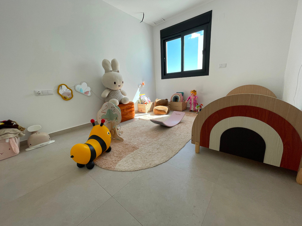 Se vende Villa - Chalet de 3 dormitorios en Costa Blanca, Alicante, España