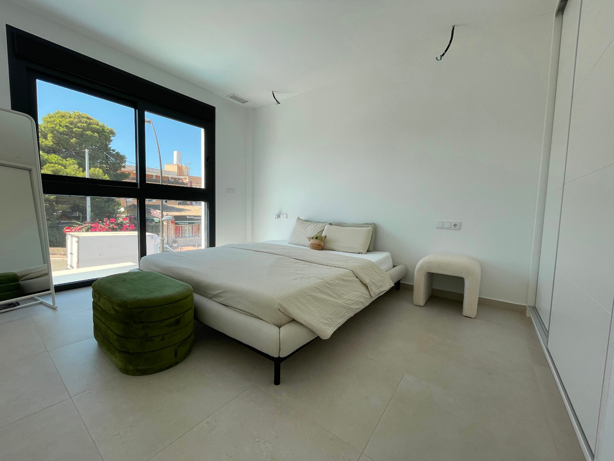 Se vende Villa - Chalet de 3 dormitorios en Costa Blanca, Alicante, España