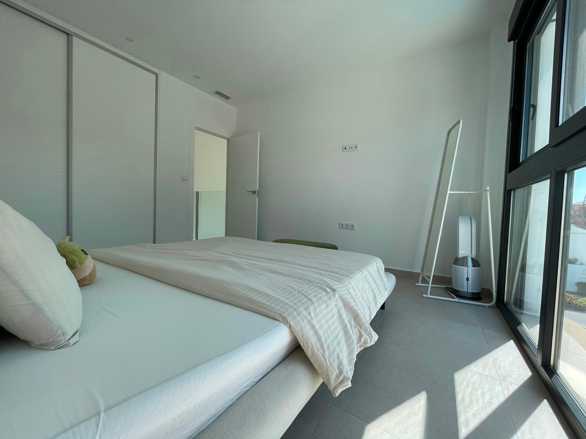 Se vende Villa - Chalet de 3 dormitorios en Costa Blanca, Alicante, España