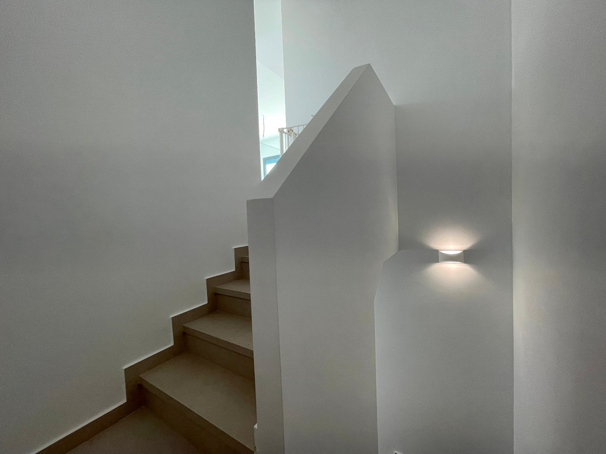 Se vende Villa - Chalet de 3 dormitorios en Costa Blanca, Alicante, España