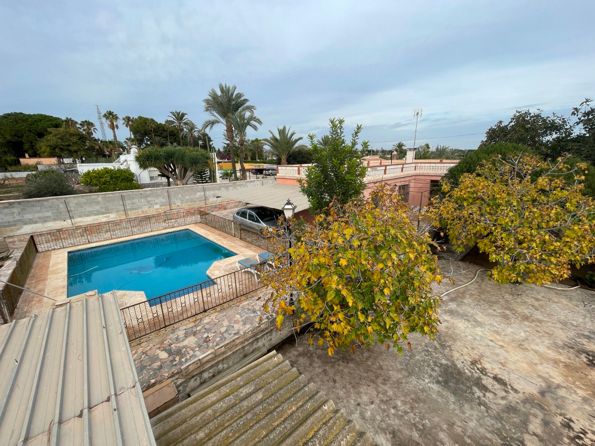 Se vende Villa - Chalet de 4 dormitorios en Costa Blanca, Alicante, España