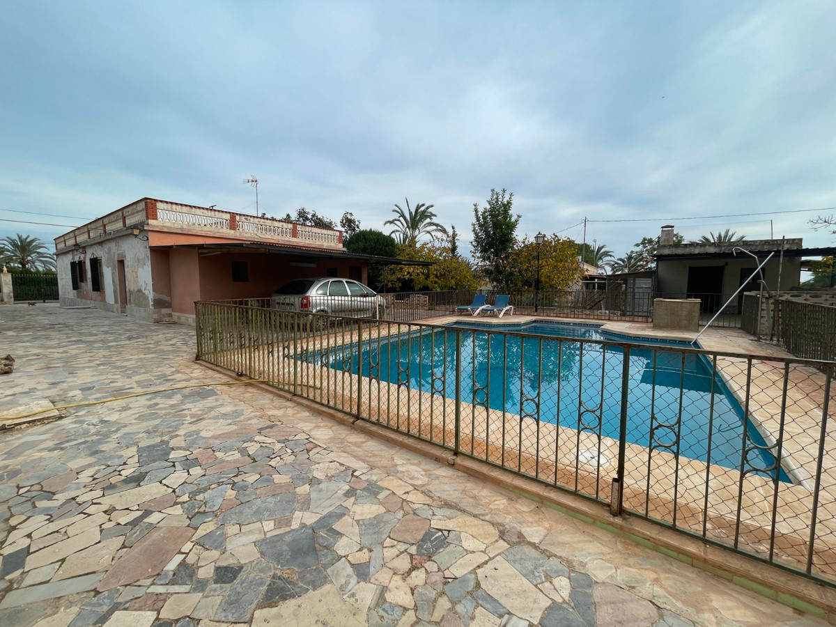 Se vende Villa - Chalet de 4 dormitorios en Costa Blanca, Alicante, España