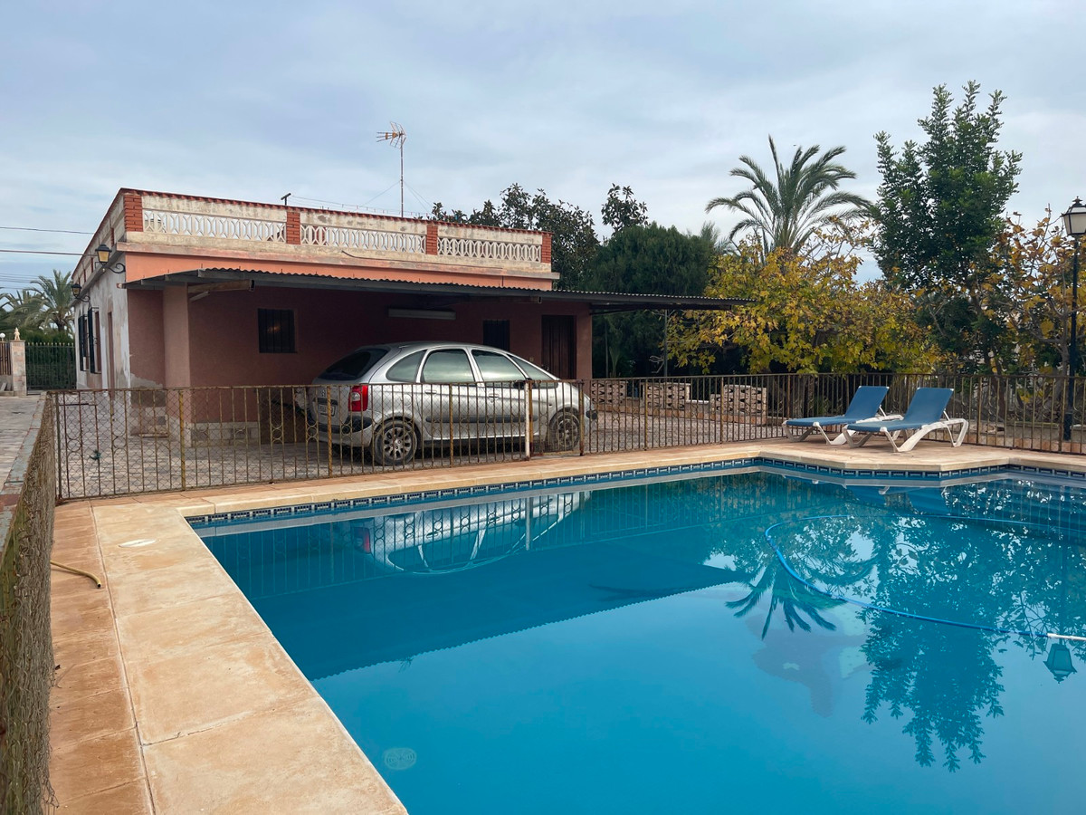 Se vende Villa - Chalet de 4 dormitorios en Costa Blanca, Alicante, España