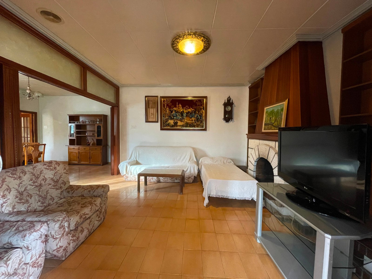 Se vende Villa - Chalet de 4 dormitorios en Costa Blanca, Alicante, España