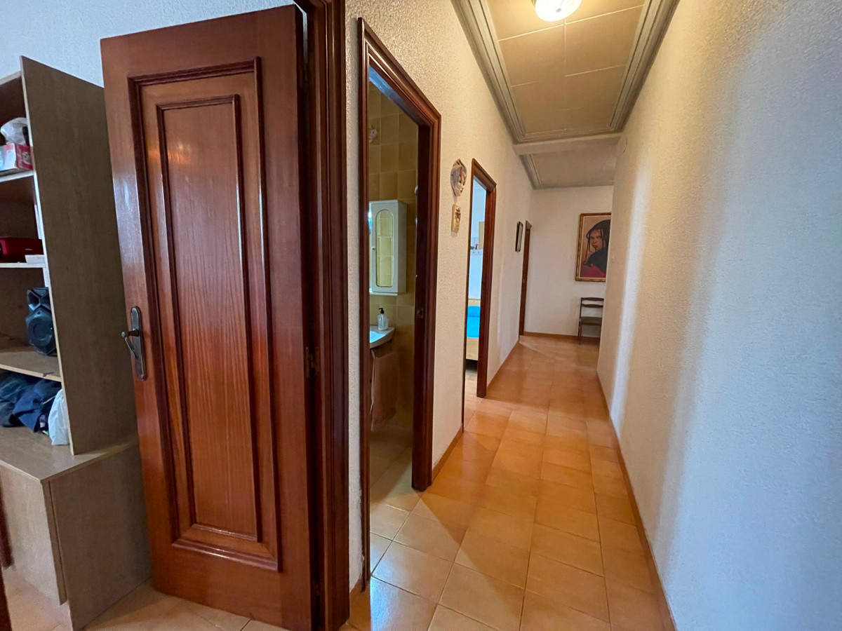 Se vende Villa - Chalet de 4 dormitorios en Costa Blanca, Alicante, España