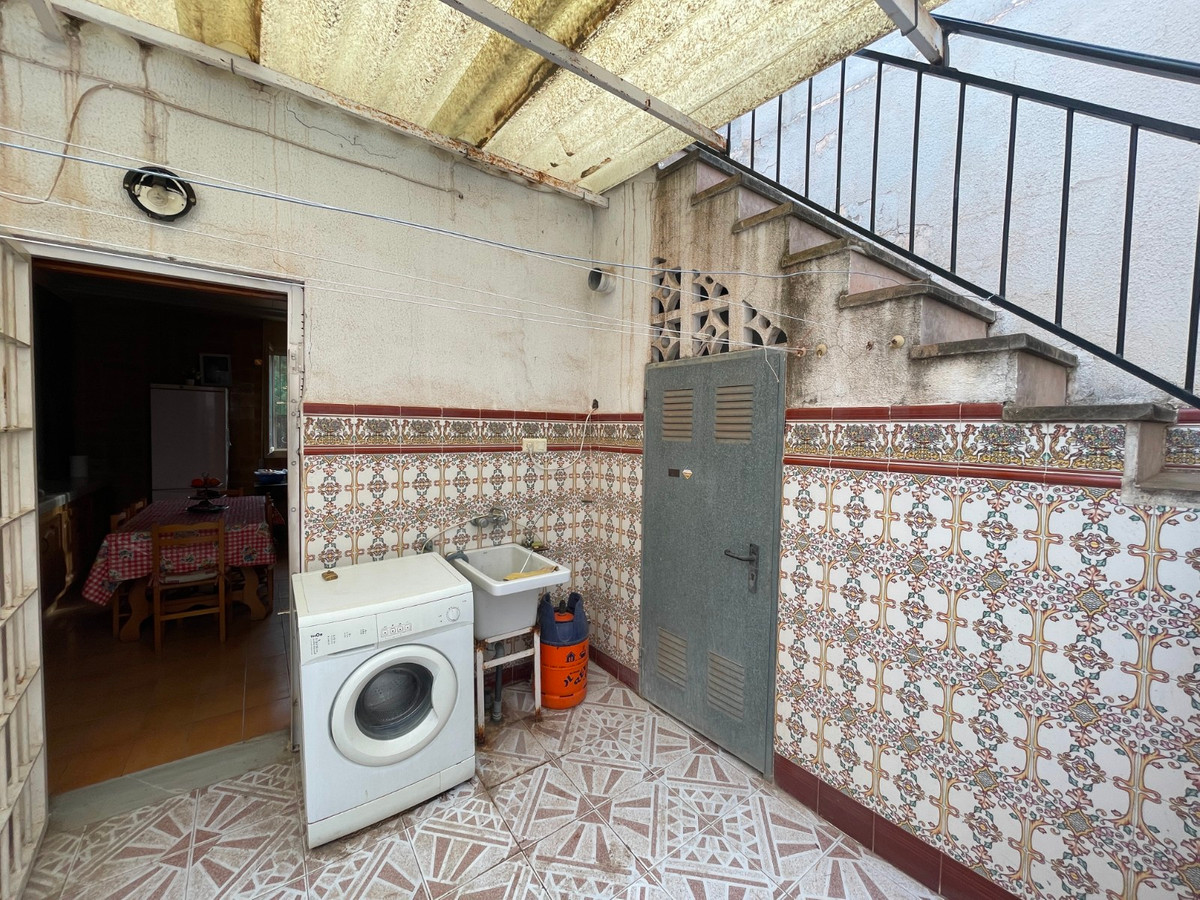 Se vende Villa - Chalet de 4 dormitorios en Costa Blanca, Alicante, España