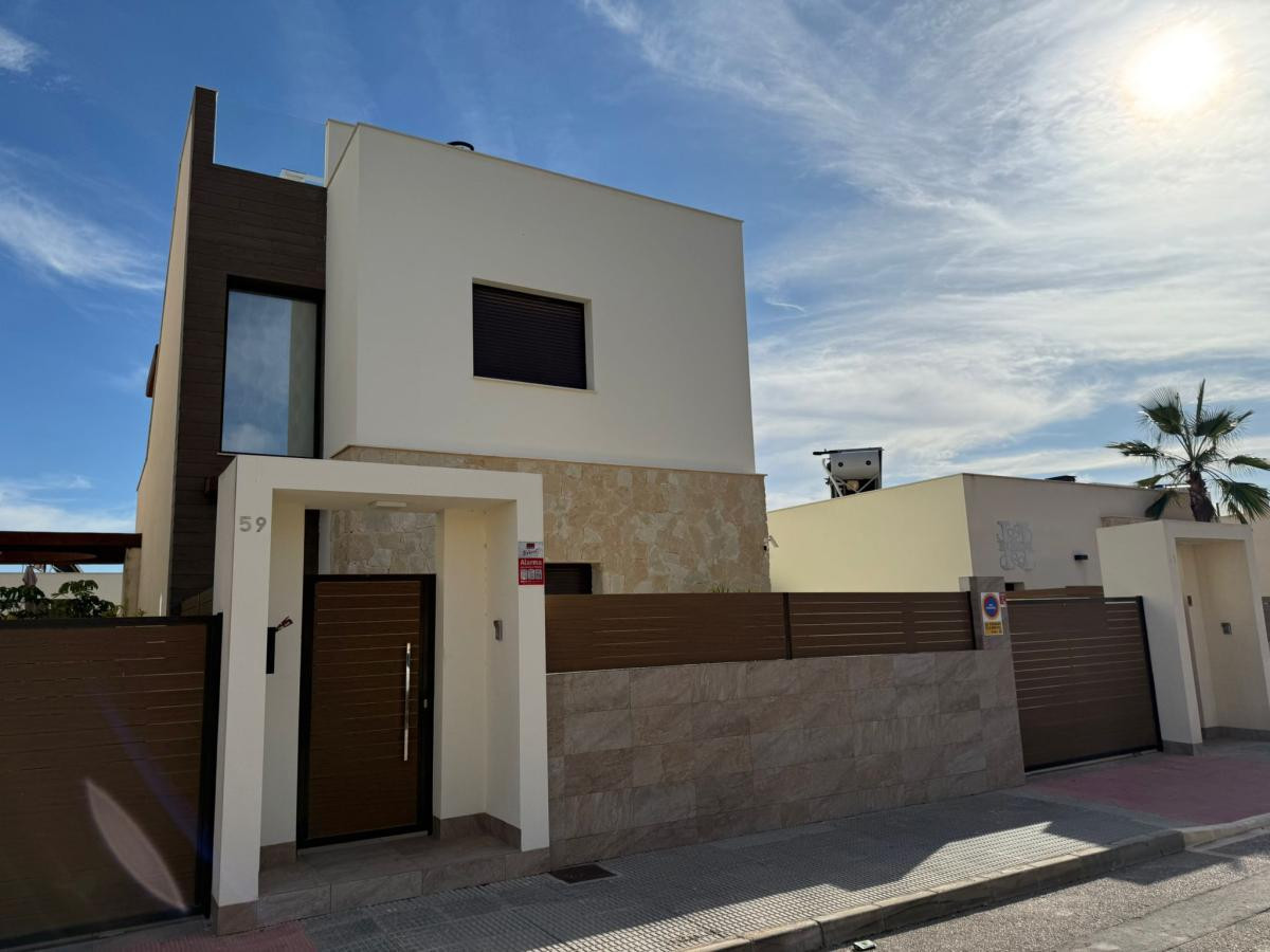 3 Bed Townhouse for sale in Los Montesinos Costa Blanca, Alicante, Spain