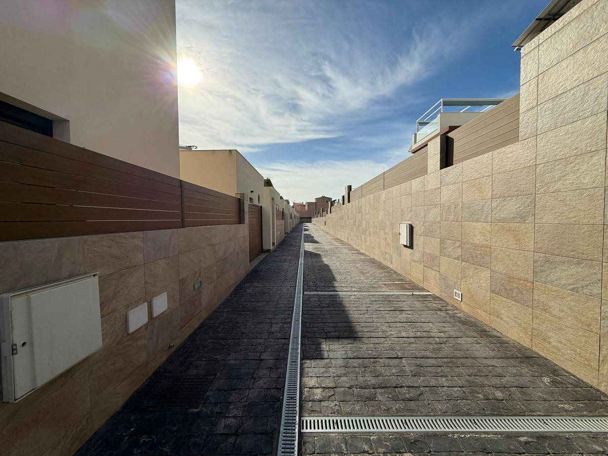 3 Bed Townhouse for sale in Los Montesinos Costa Blanca, Alicante, Spain