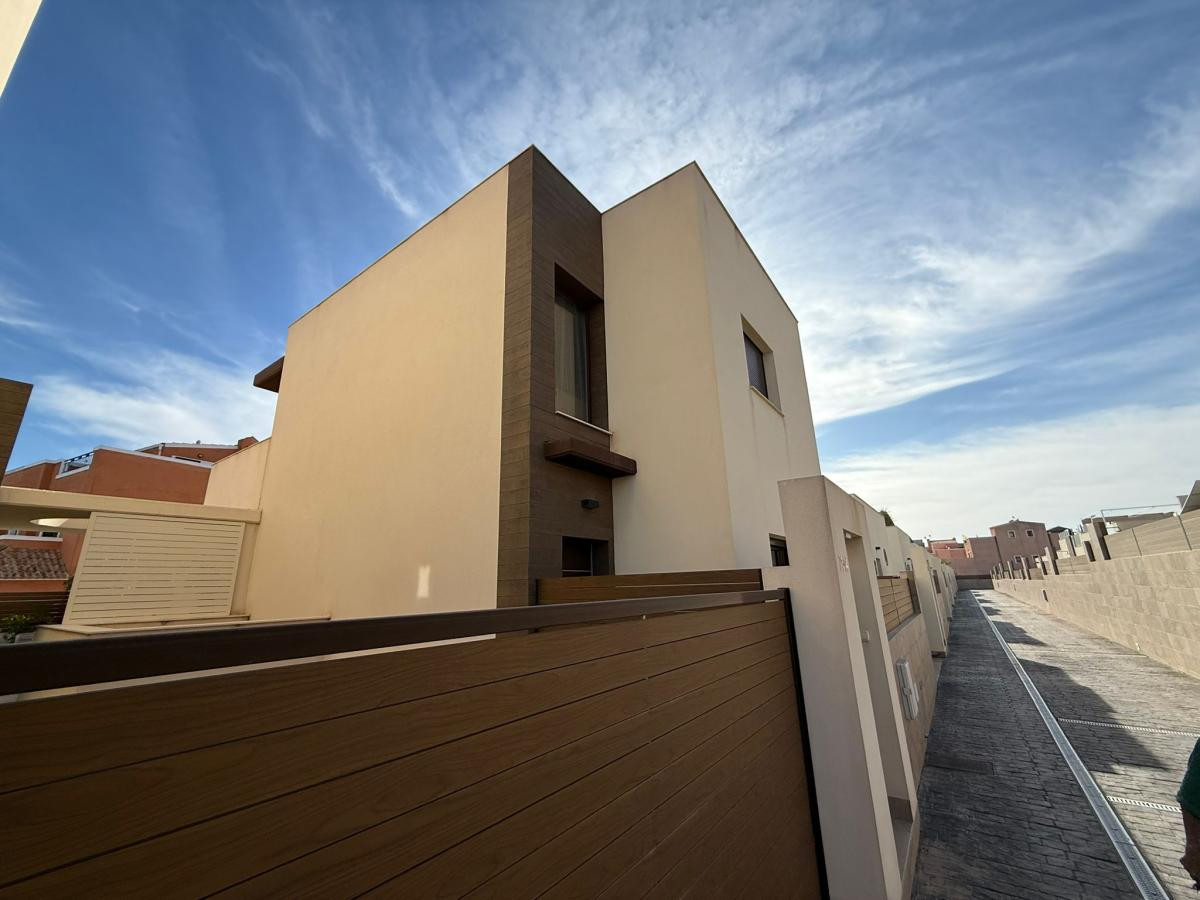 3 Bed Townhouse for sale in Los Montesinos Costa Blanca, Alicante, Spain