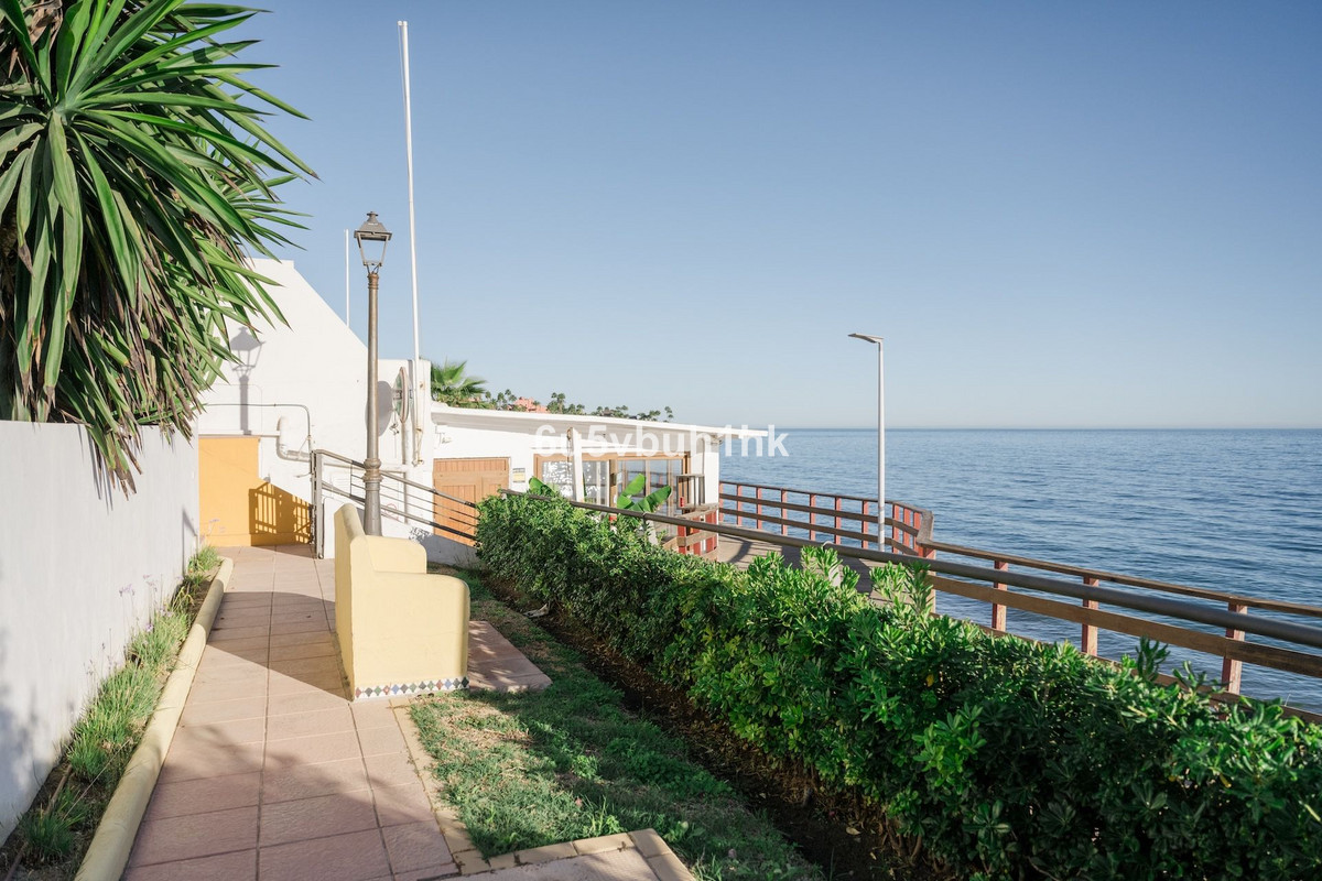 Se vende Apartamento Planta Baja de 1 dormitorios en Costa Del Sol, Málaga, España