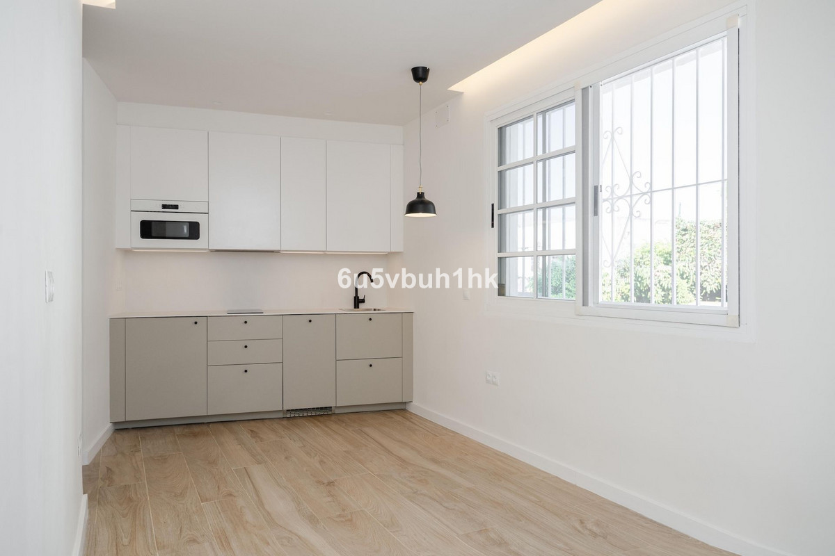 Se vende Apartamento Planta Baja de 1 dormitorios en Costa Del Sol, Málaga, España