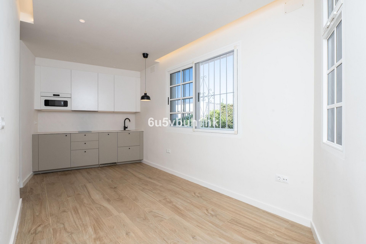 Se vende Apartamento Planta Baja de 1 dormitorios en Costa Del Sol, Málaga, España