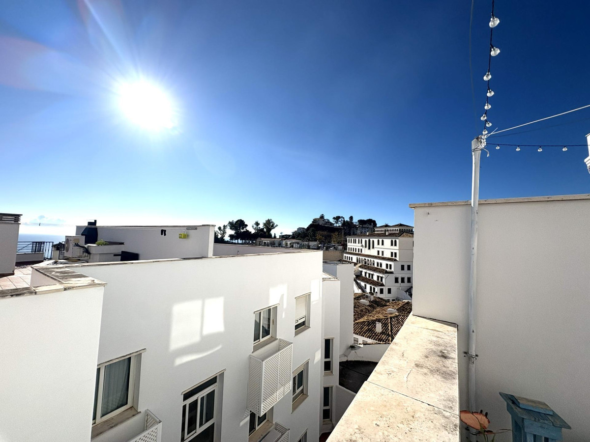 2 Bed Apartment for sale in Mijas Costa Del Sol, Málaga, Spain