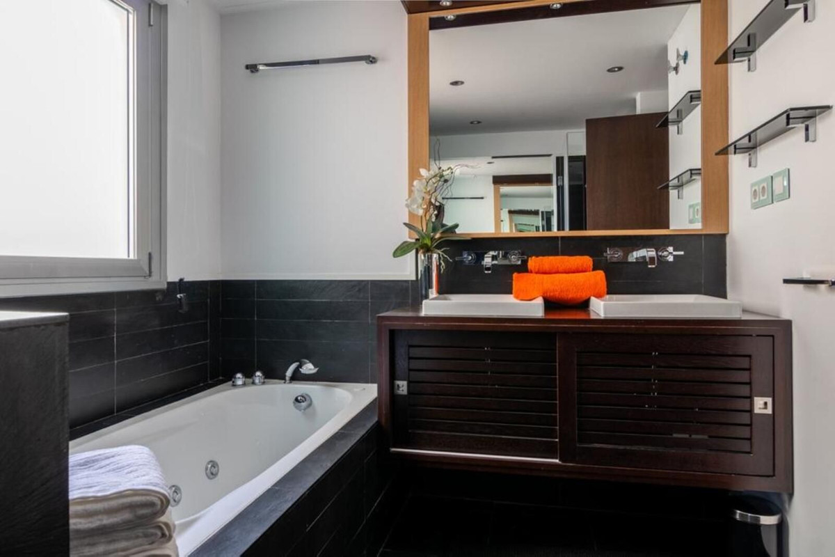 3 Bed Apartment for sale in La Heredia Costa Del Sol, Málaga, Spain