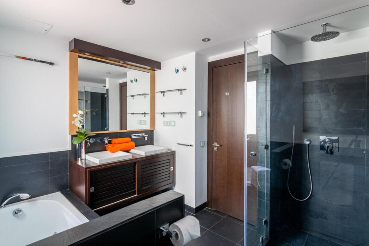 3 Bed Apartment for sale in La Heredia Costa Del Sol, Málaga, Spain