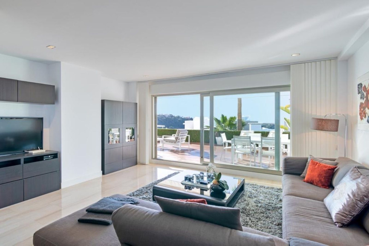 3 Bed Apartment for sale in La Heredia Costa Del Sol, Málaga, Spain