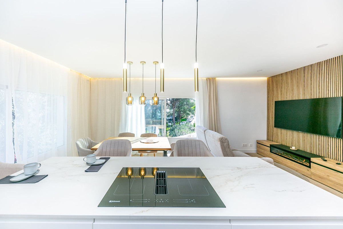 Se vende Villa - Chalet de 3 dormitorios en Costa Del Sol, Málaga, España