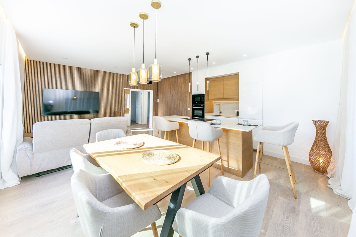 Se vende Villa - Chalet de 3 dormitorios en Costa Del Sol, Málaga, España