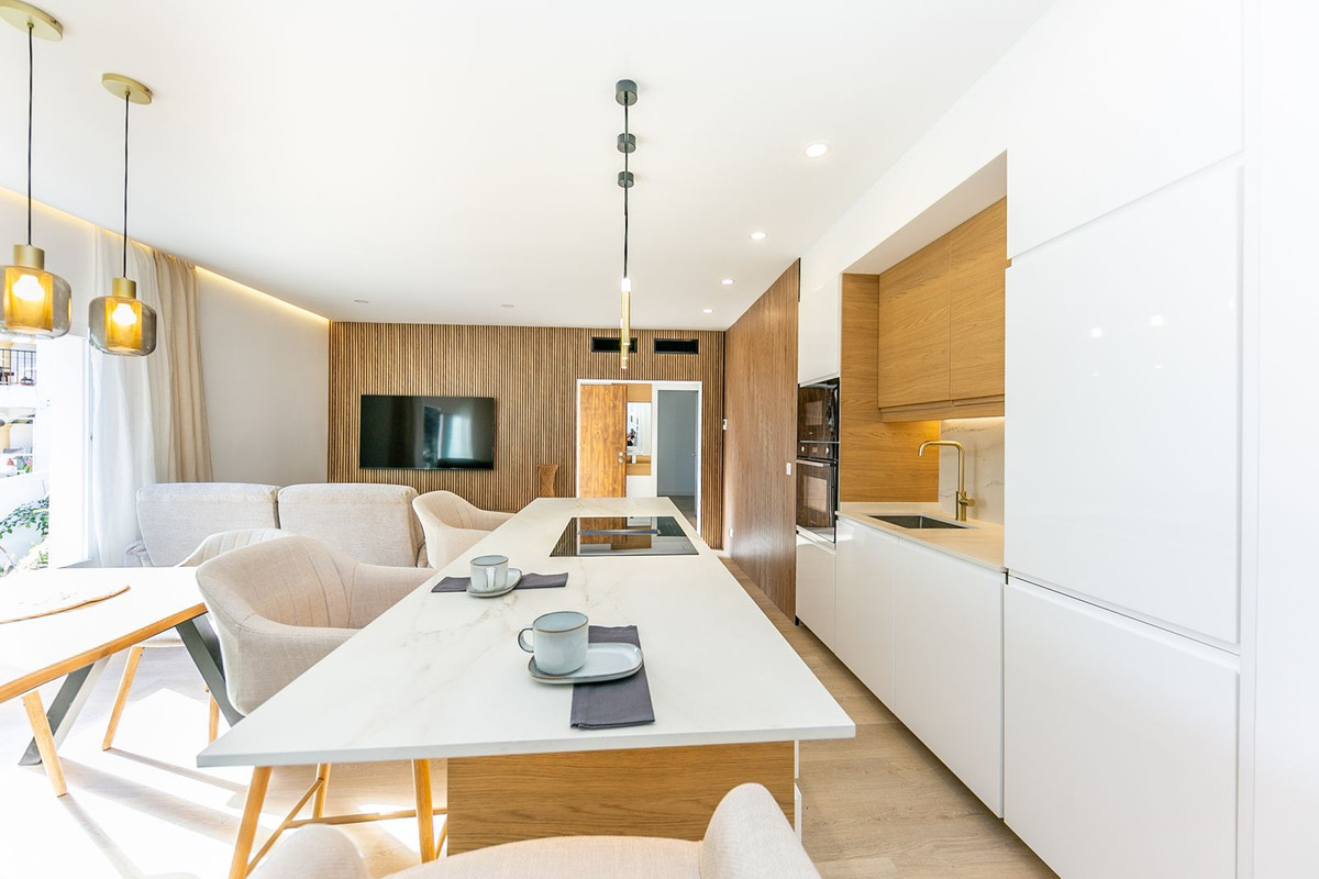 Se vende Villa - Chalet de 3 dormitorios en Costa Del Sol, Málaga, España