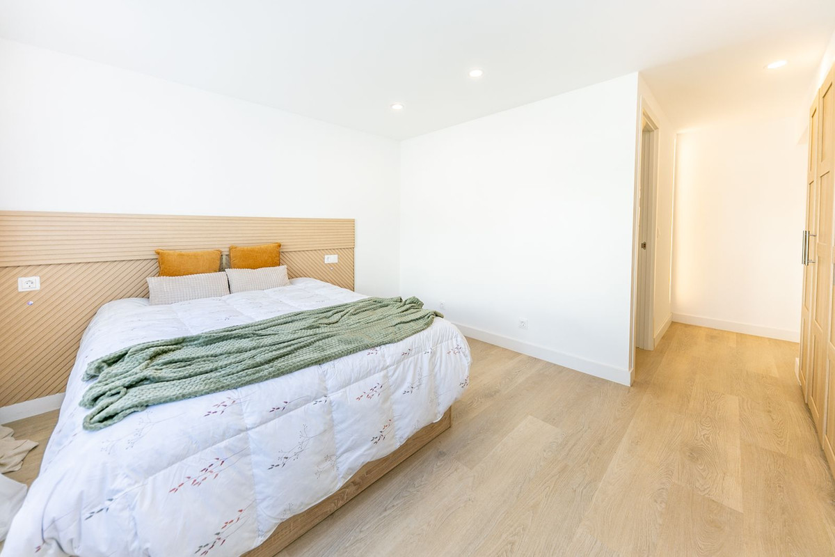 Se vende Villa - Chalet de 3 dormitorios en Costa Del Sol, Málaga, España