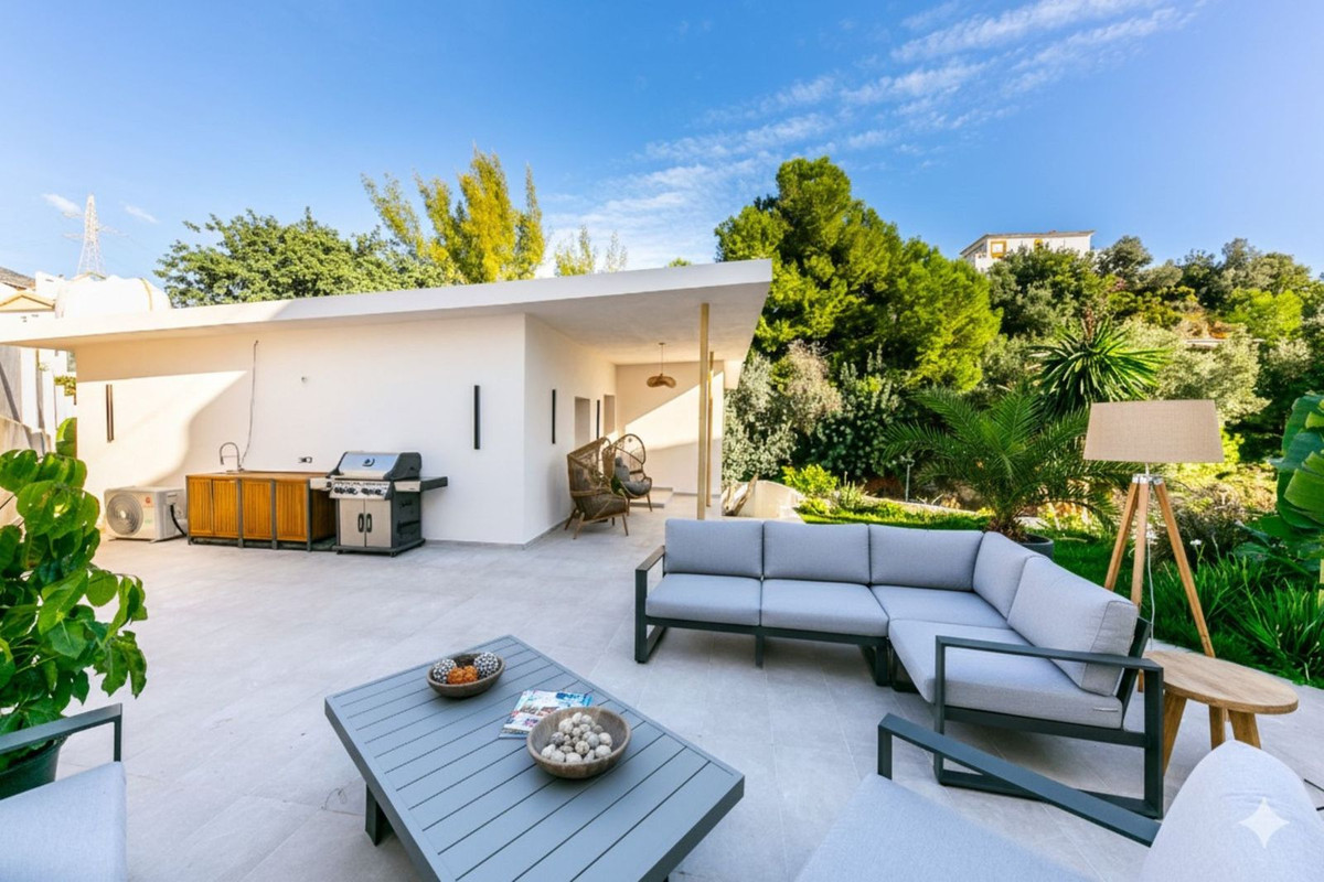 Se vende Villa - Chalet de 3 dormitorios en Costa Del Sol, Málaga, España
