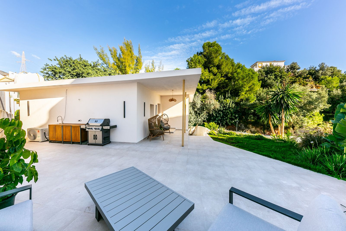 Se vende Villa - Chalet de 3 dormitorios en Costa Del Sol, Málaga, España