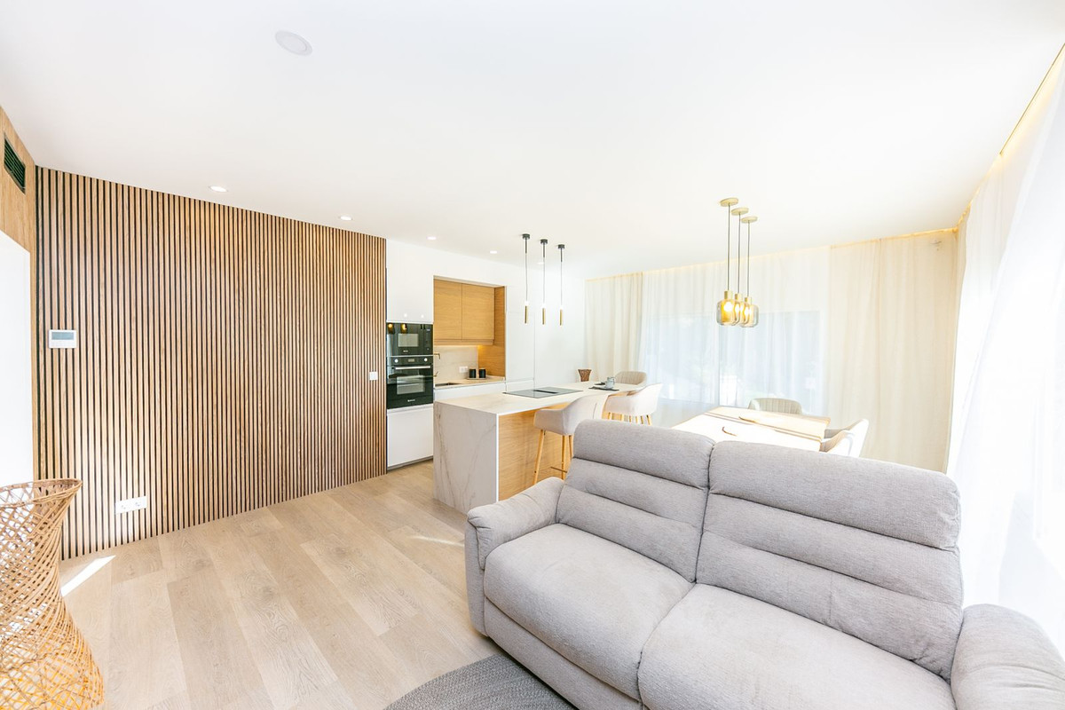 Se vende Villa - Chalet de 3 dormitorios en Costa Del Sol, Málaga, España