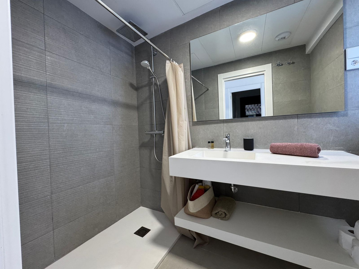 Se vende Ático de 2 dormitorios en Costa Del Sol, Málaga, España