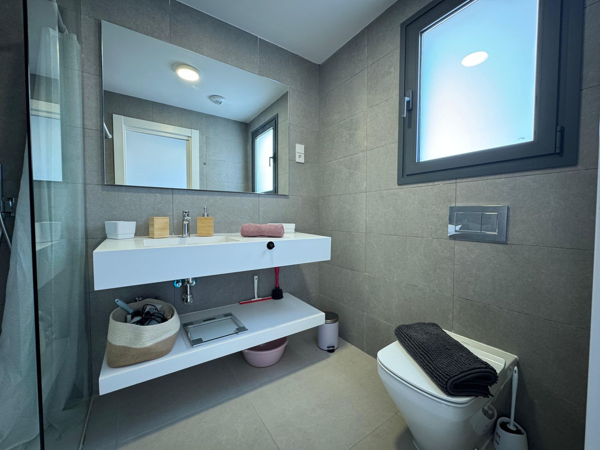 Se vende Ático de 2 dormitorios en Costa Del Sol, Málaga, España