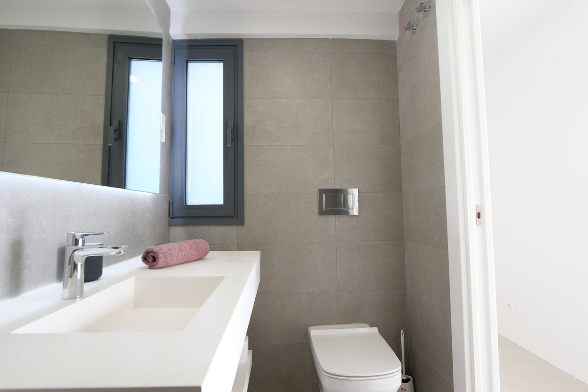 Se vende Ático de 2 dormitorios en Costa Del Sol, Málaga, España