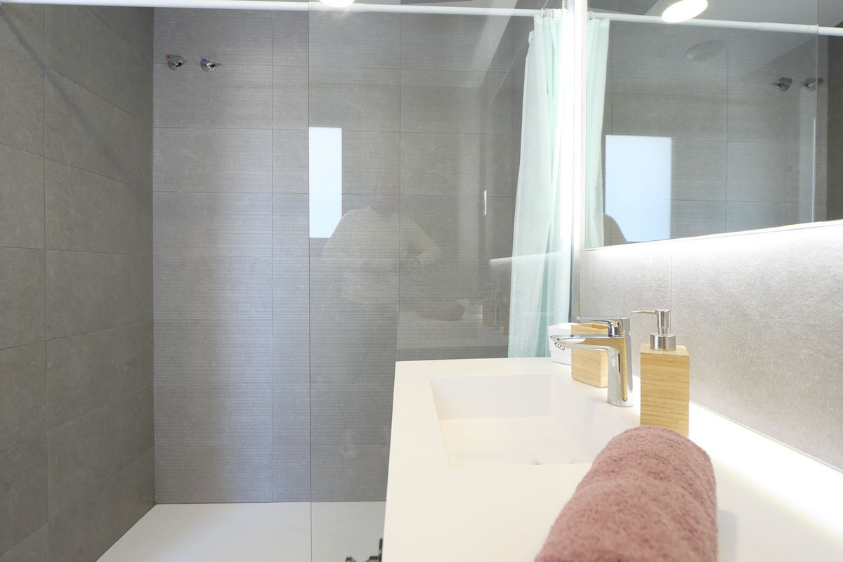 Se vende Ático de 2 dormitorios en Costa Del Sol, Málaga, España
